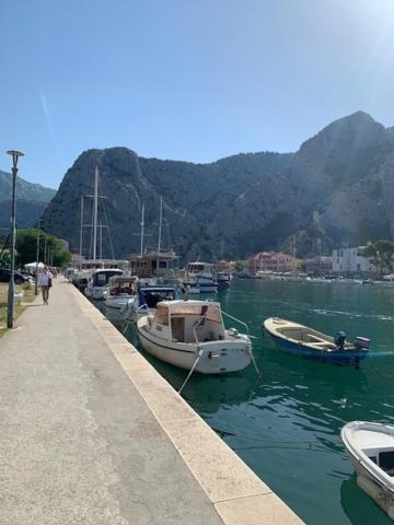 Sea View Panorama Apartment L Omiš Exteriér fotografie